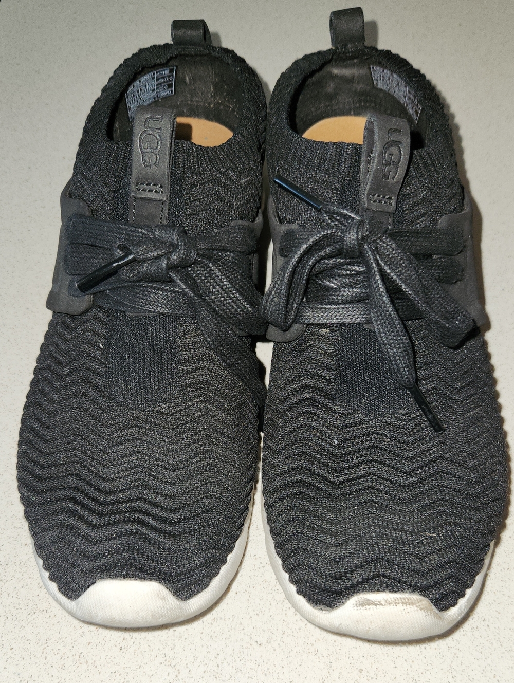UGG Woman's Black Knit Slip-On Lace Sneakers - Willow Sneaker